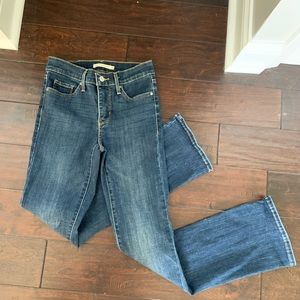 Shaping bootcut Levi’s